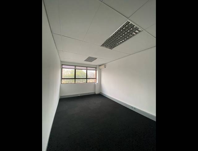 580M² OFFICE TO LET IN KELVIN